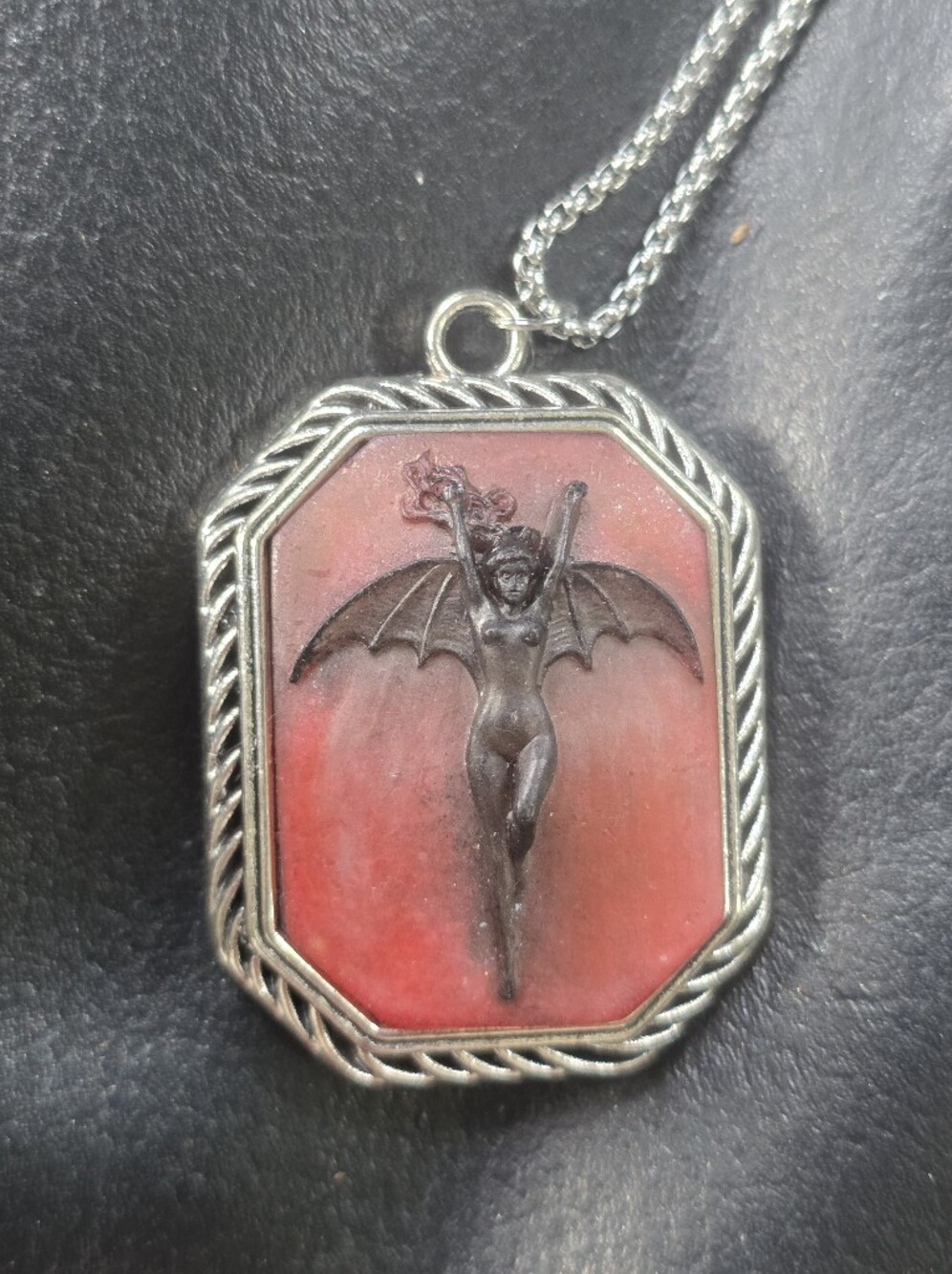 Vampirella Vampire Brooch In Silver-tone Frame On Silver Tone Chain Necklace